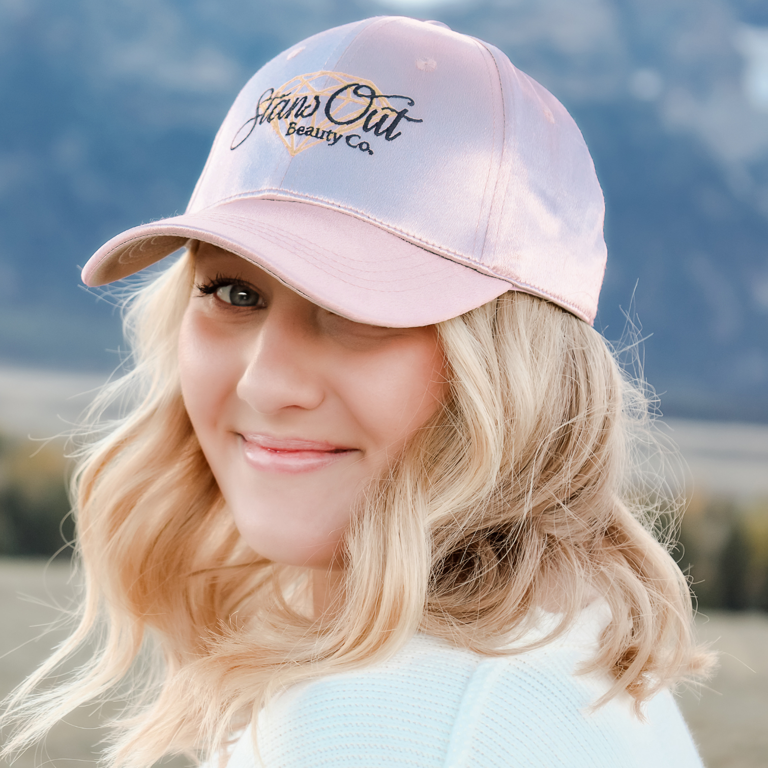 Chic-Fit StansOut Hat: Trendy Caps for Women